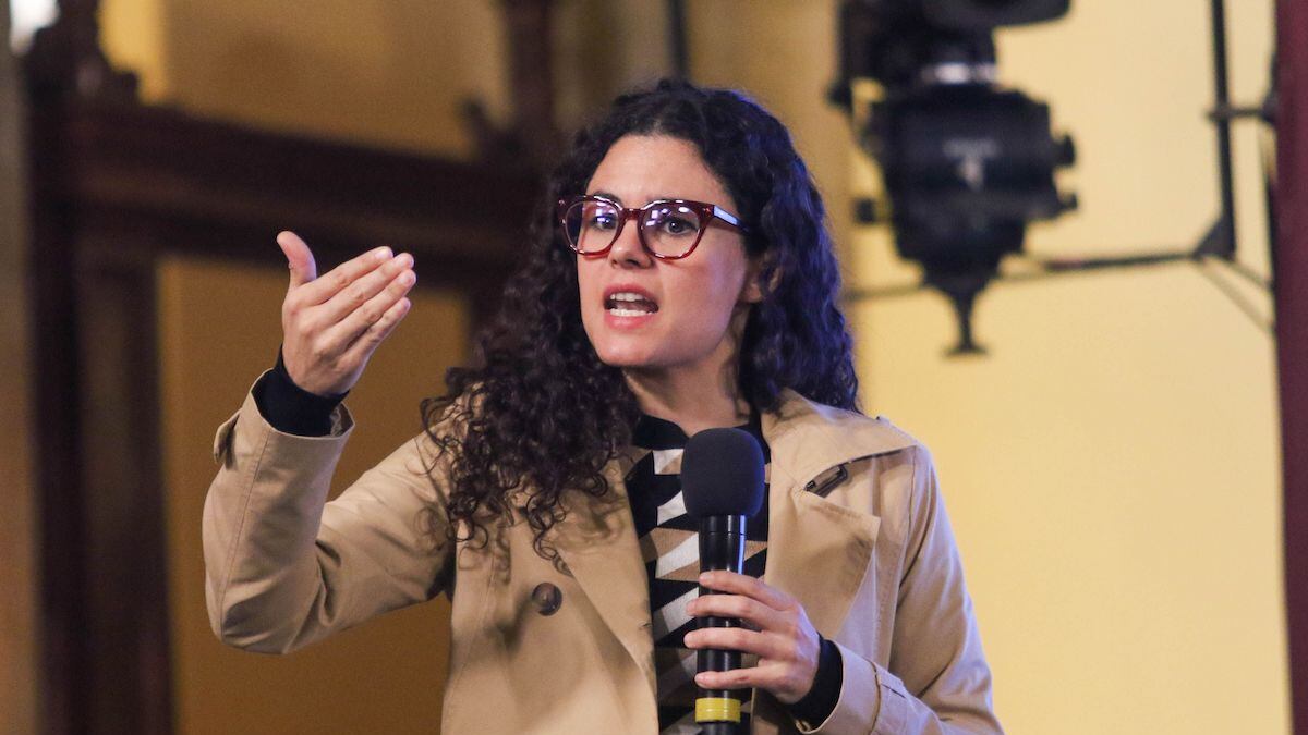 Luisa María Alcalde.