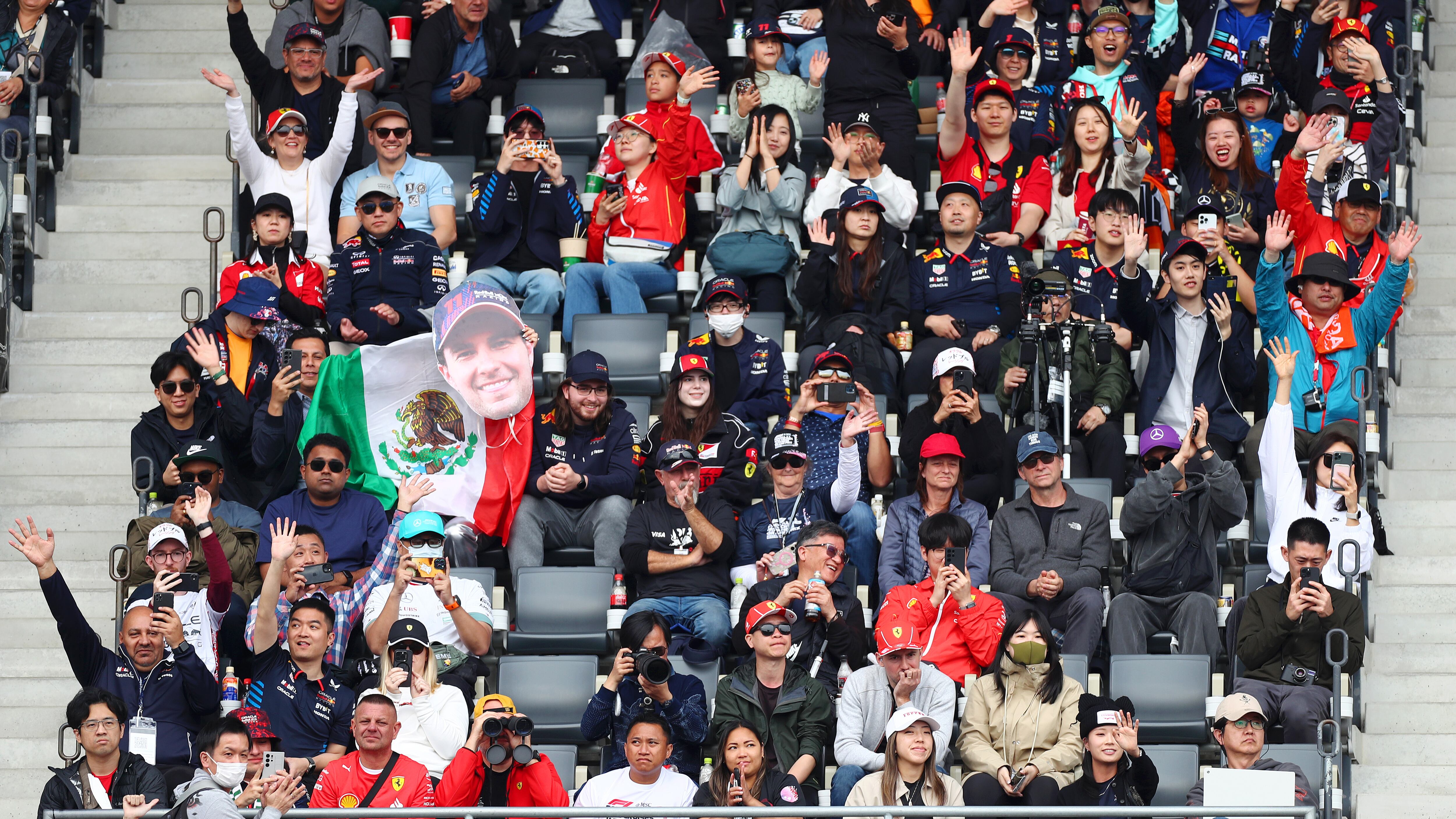 Fanáticos en el GP de Japón.