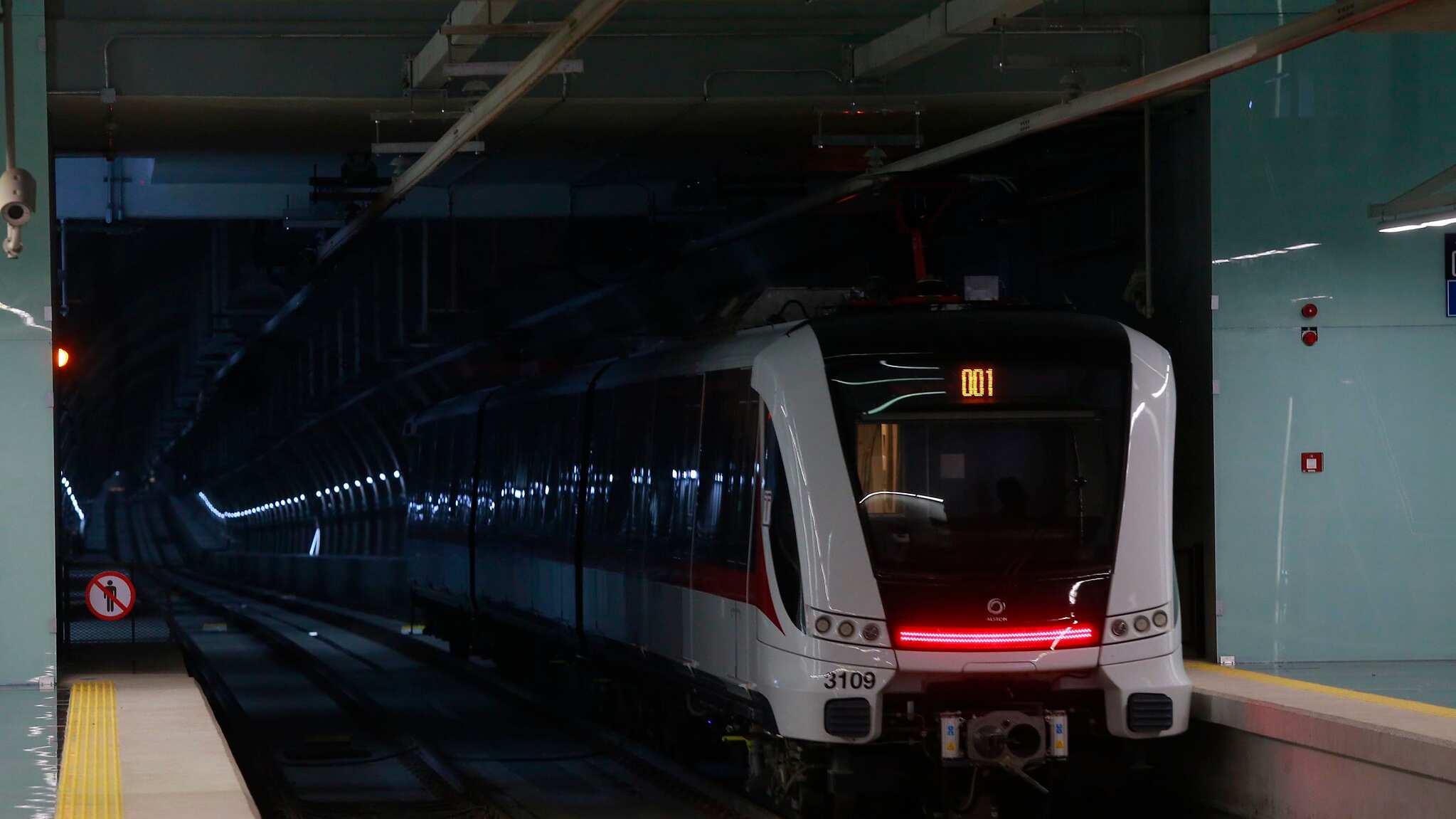 La Línea 3 del Tren Ligero duplicó su costo al pasar de 17 mil millones de pesos en 2014 a 34 mil millones en 2020.