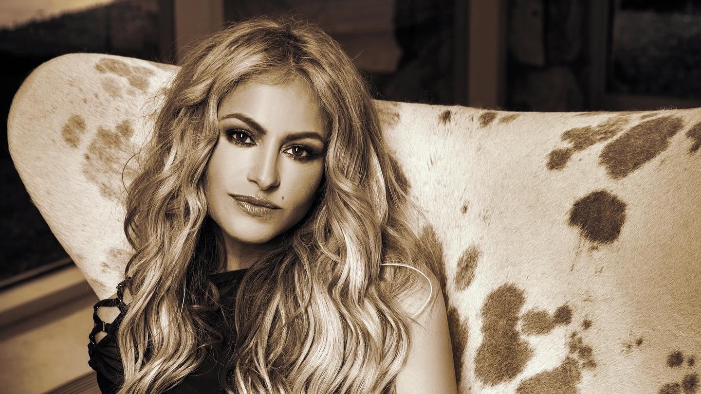 Paulina Rubio no dijo concretamente si sabía que Sasha Sokol y Luis de Llano tenían una relación, pero dejó entrever el tema.