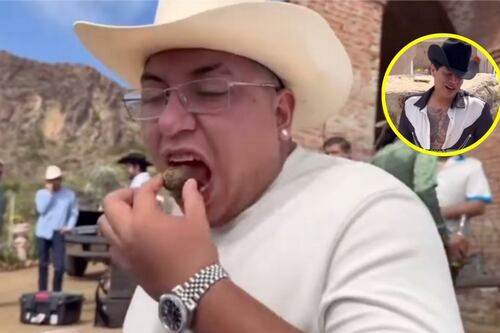 Famoso influencer come excremento de caballo para convivir con Eduin Caz