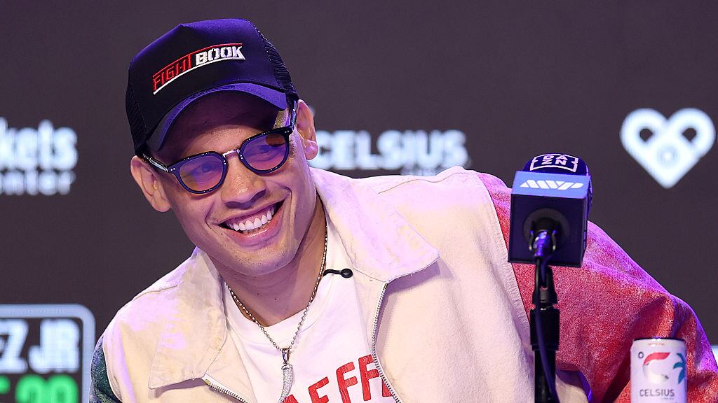 Jake Paul v Julio Cesar Chavez Jr