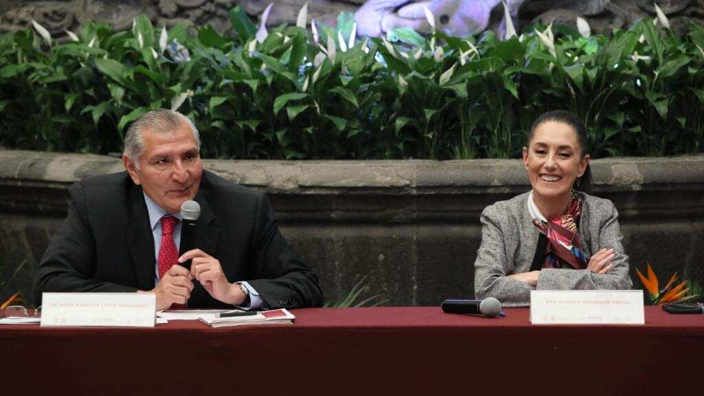 Claudia Sheinbaum, jefa de gobierno, y Adán Augusto López, secretario de Gobernación. Foto: GCDMX