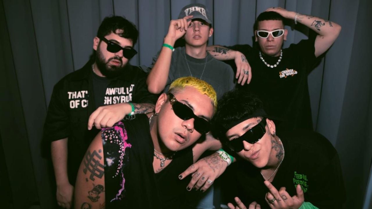 ‘AQUIHAYAQUIHAY’ definen el concepto de una anti-boyband