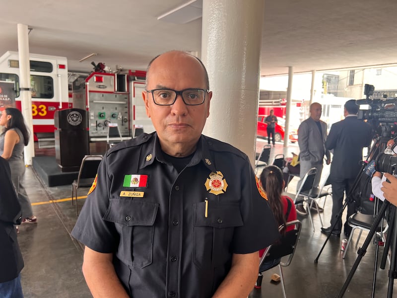 Alejandro Zúñiga, director de Operaciones, de Bomberos de NL.