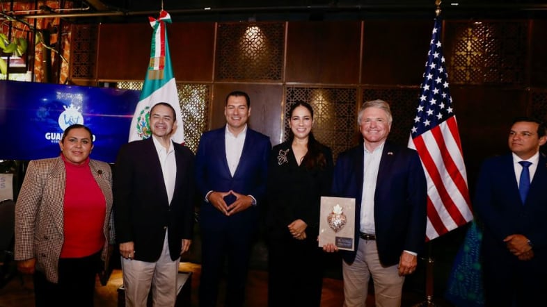 La gobernadora Libia Dennise García Muñoz Ledo encabezó en San Miguel de Allende la reunión con legisladores del Congreso de Estados Unidos, donde se abordaron comercio bilateral, inversión, migración y seguridad en el marco del T-MEC.
