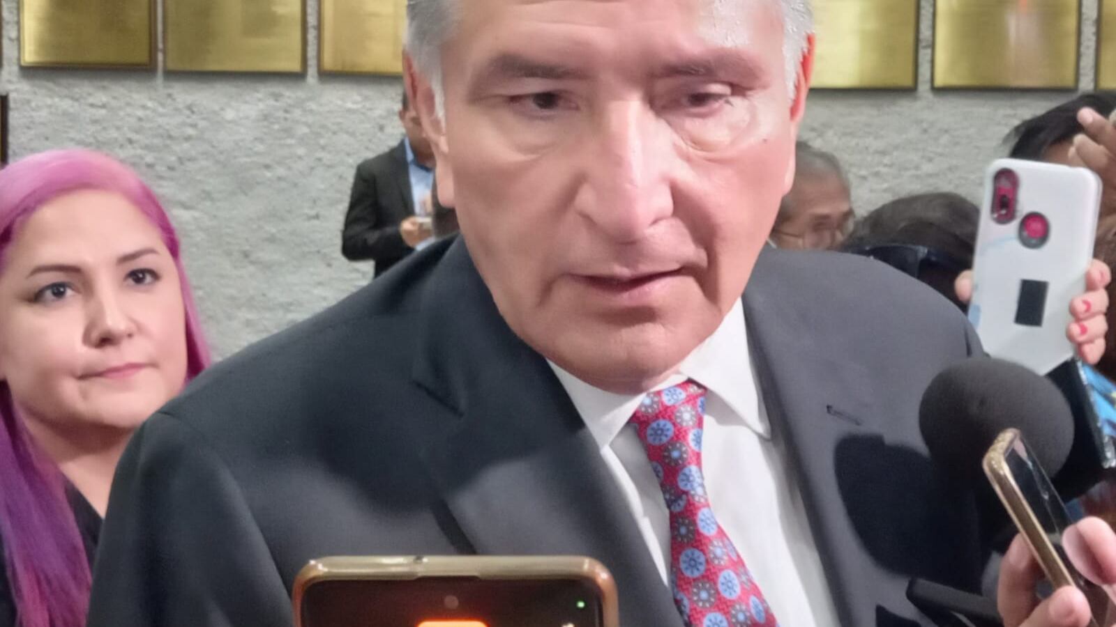 El secretario de Gobernación indicó que CONAGUA tiene que hacer unos estudios que tomarían dos o tres semanas.