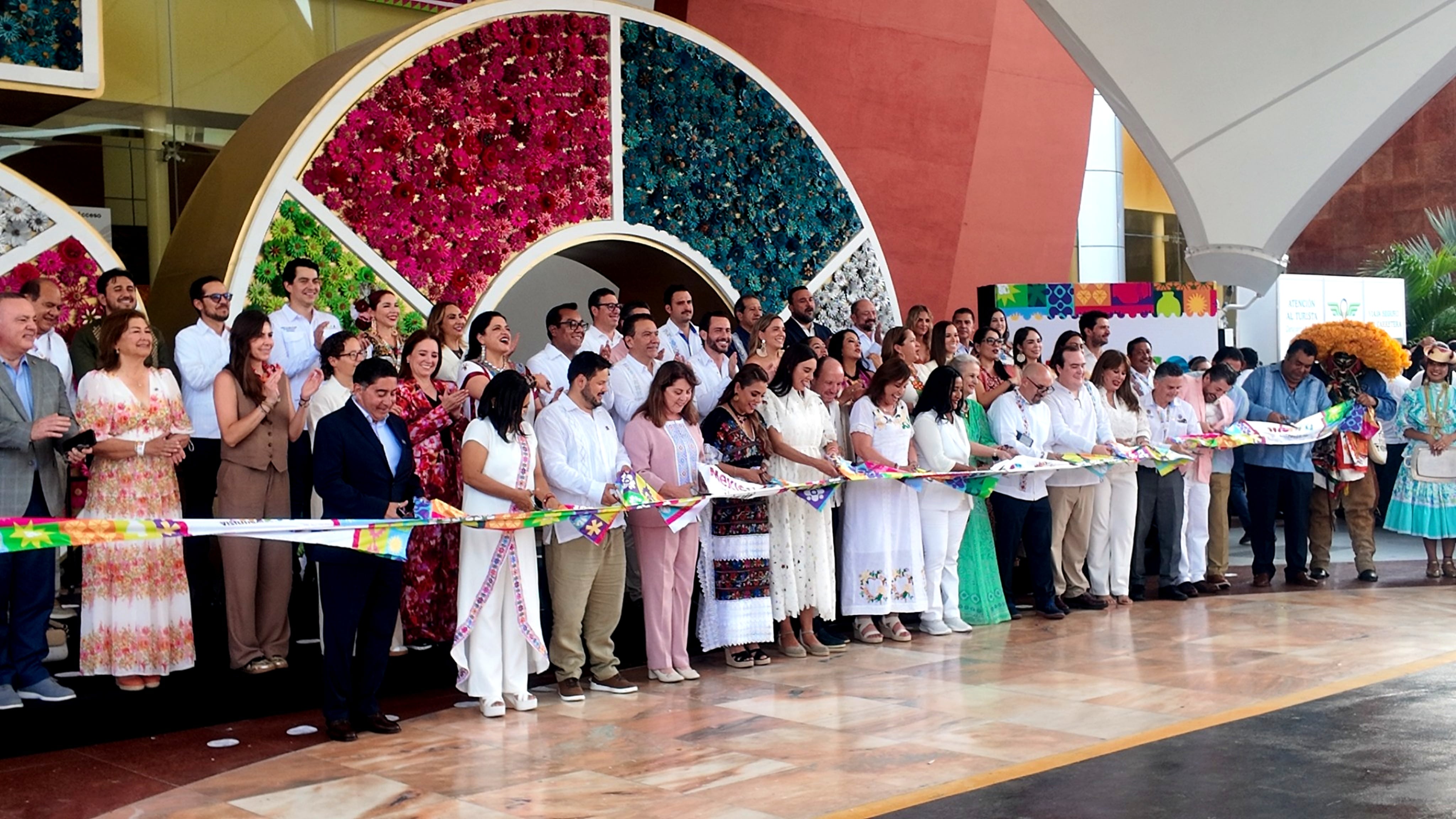 Autoridades y empresarios destacan la recuperación del puerto y el impulso al turismo comunitario que marca el rumbo del sector en México