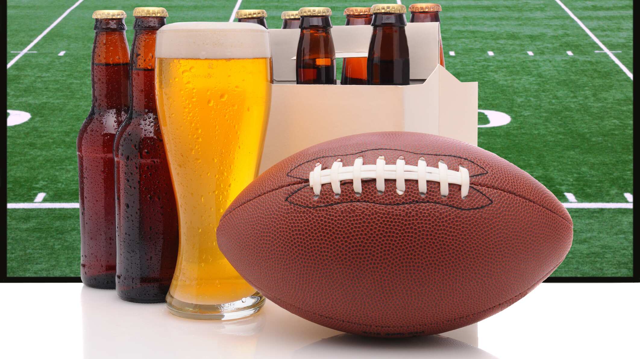 La cantidad de alcohol que se consume en el Super bowl alcanzaría para llenar 2 mil albercas olímpicas.