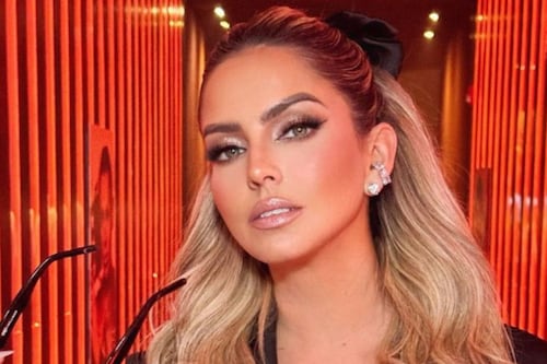 Karla Díaz rompe en llanto y asegura que no está embarazada