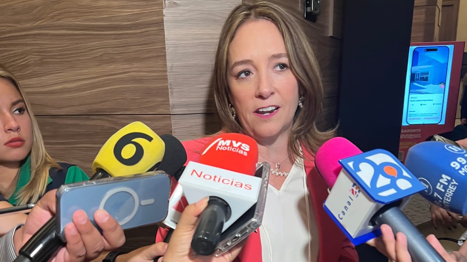 Martínez indicó que Nuevo León tiene capacidad para recibir a miles de turistas.