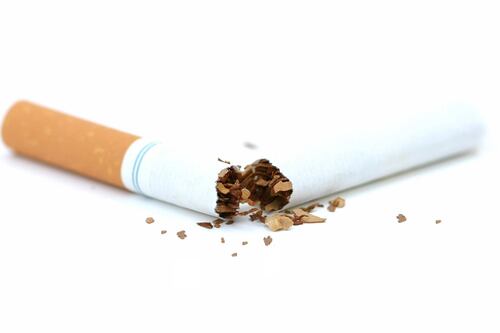 Surge polémica por decreto que permite calentadores de tabaco