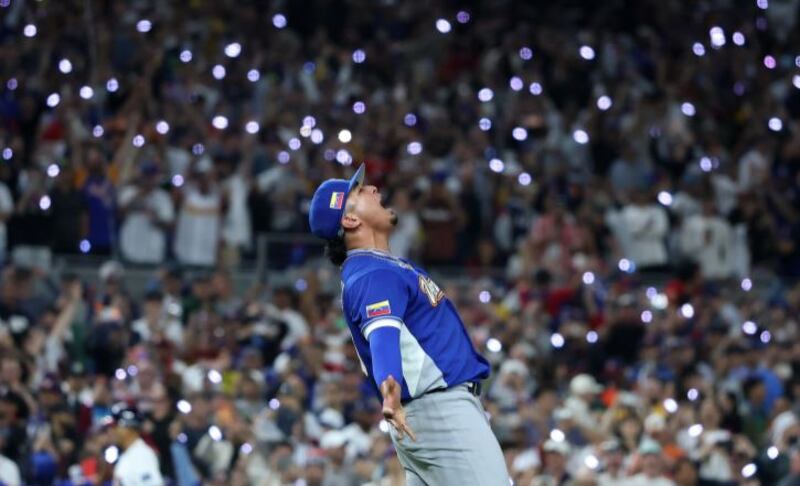 Venezuela dio el golpe y derrotó a Estados Unidos en el Clásico Mundial de Béisbol