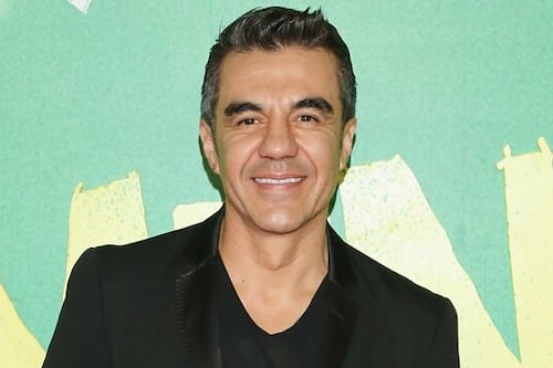 Adrián Uribe publica foto desde el hospital tras ser operado de emergencia; ¿qué le pasó?