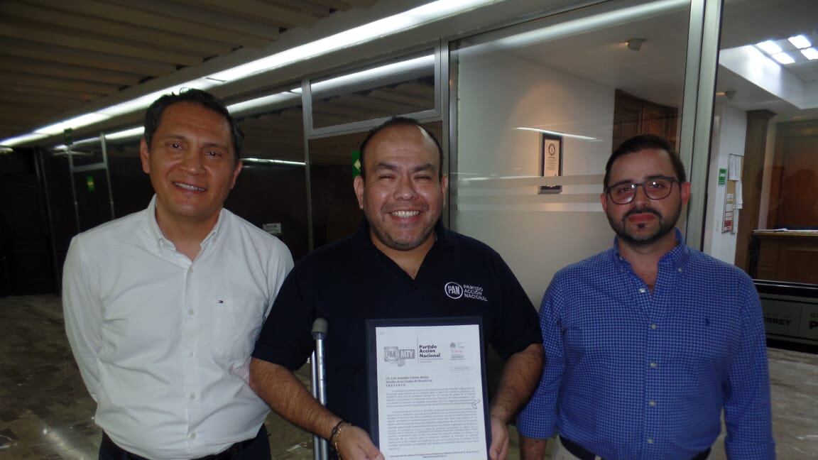 Juan Carlos Ruiz García, Policarpo Flores, presidente del PAN de Monterrey y Jorge Ayala.