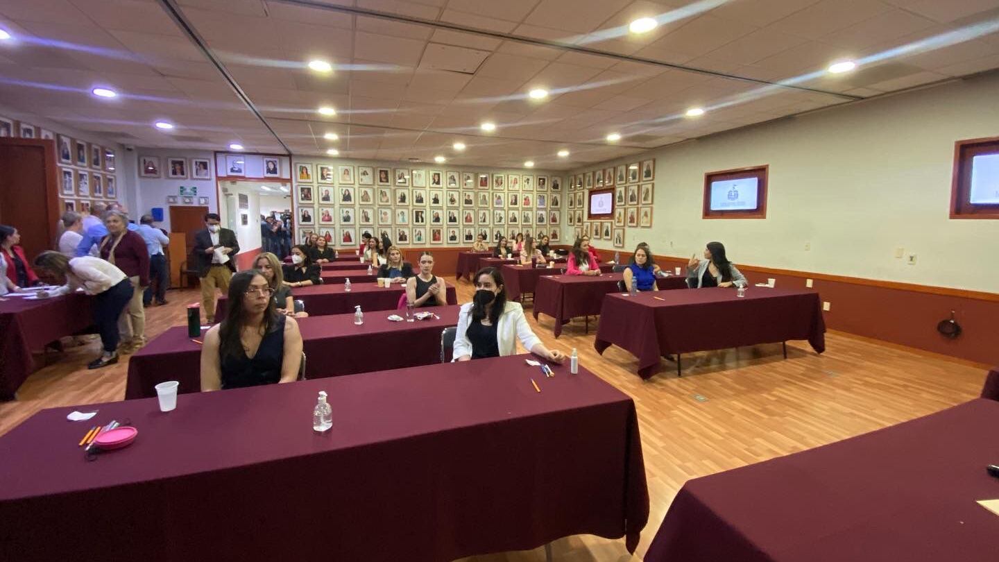 De momento los diputados no pueden avanzar en la elección al existir dos suspensiones judiciales.