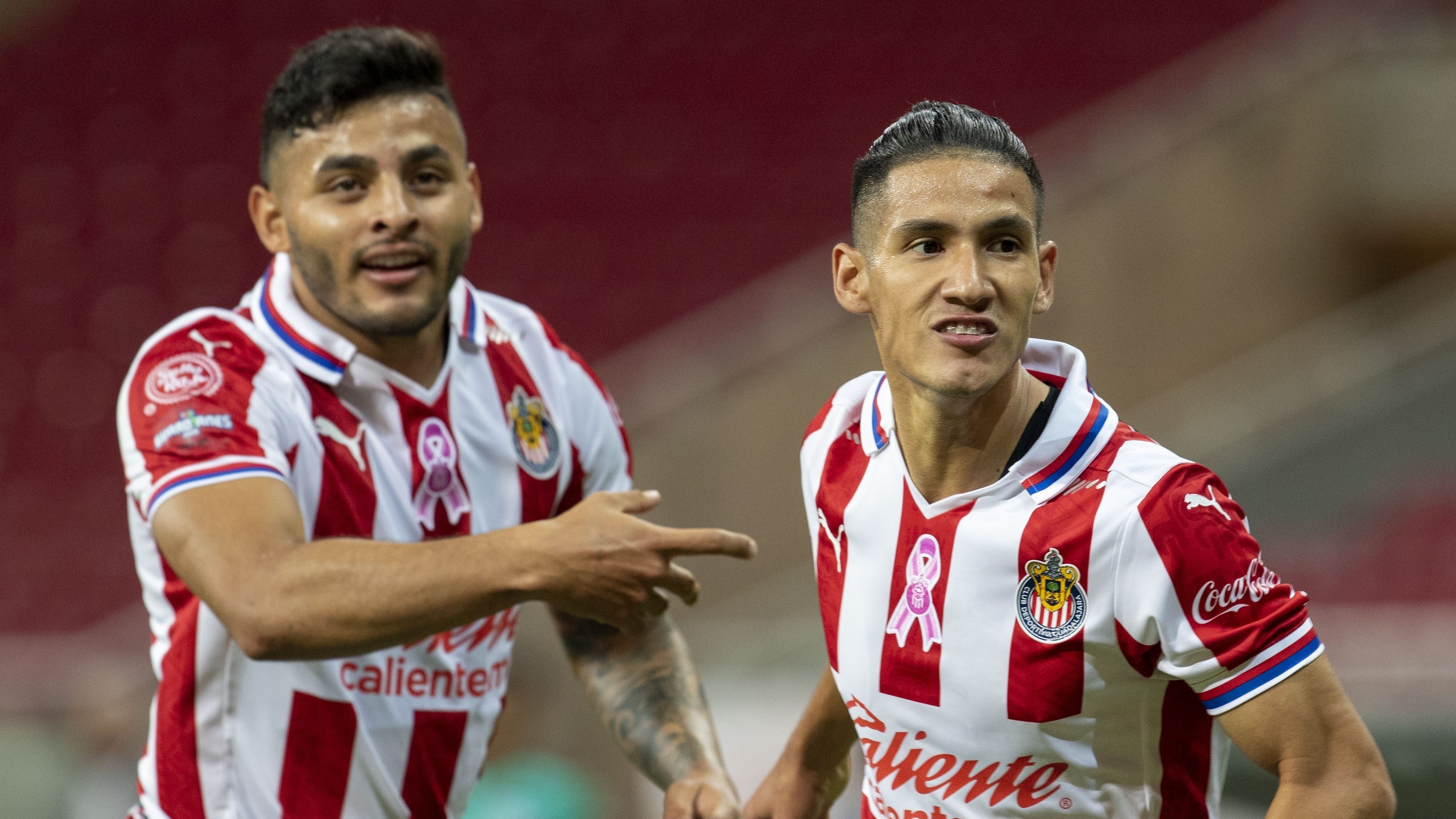 Uriel Antuna y Alexis Vegas fueron los mejores jugadores de Chivas en su momento, pero no mantener su nivel y fueron olvidados por la afición.