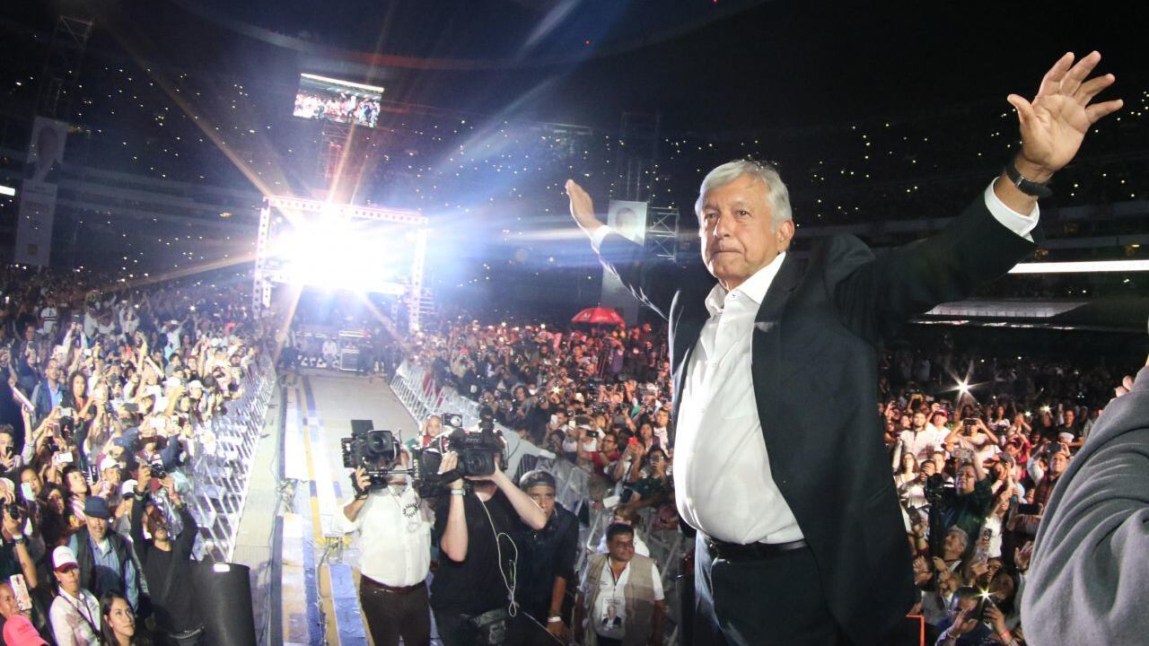 López Obrador cerró su campaña presidencial en el Zócalo capitalino