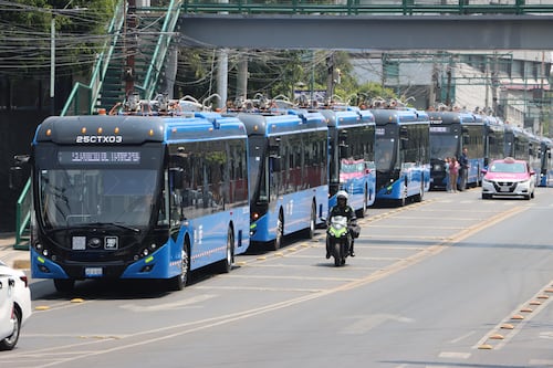 CDMX refuerza Trolebús que va de Taxqueña a Perisur con 14 nuevas unidades
