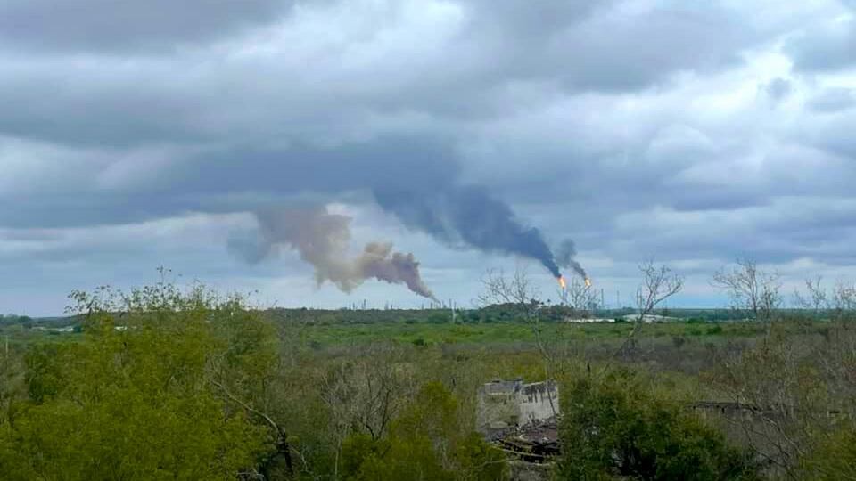 La cortina de humo era visible desde varios kilómetros a la redonda.