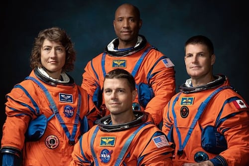 NASA comparte la primera fotografía tomada desde la cara oculta de la Luna por Artemis II