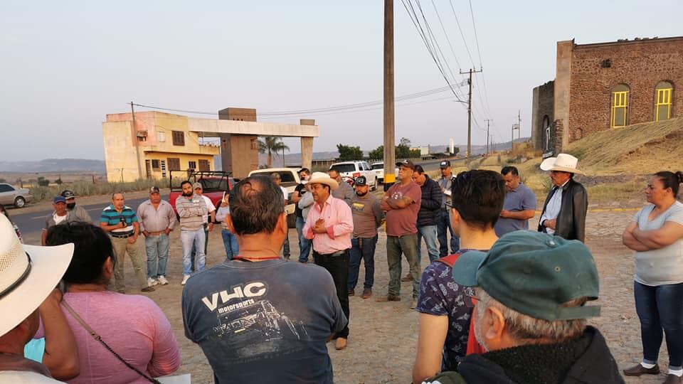 El problema de las vinazas no es nuevo para Ayotlán, pero afirman que ya están hartos de la situación.