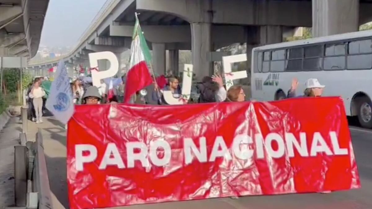 ‘Caravana por la Justicia’ avanza desde la México-Toluca hacia el Senado en CDMX