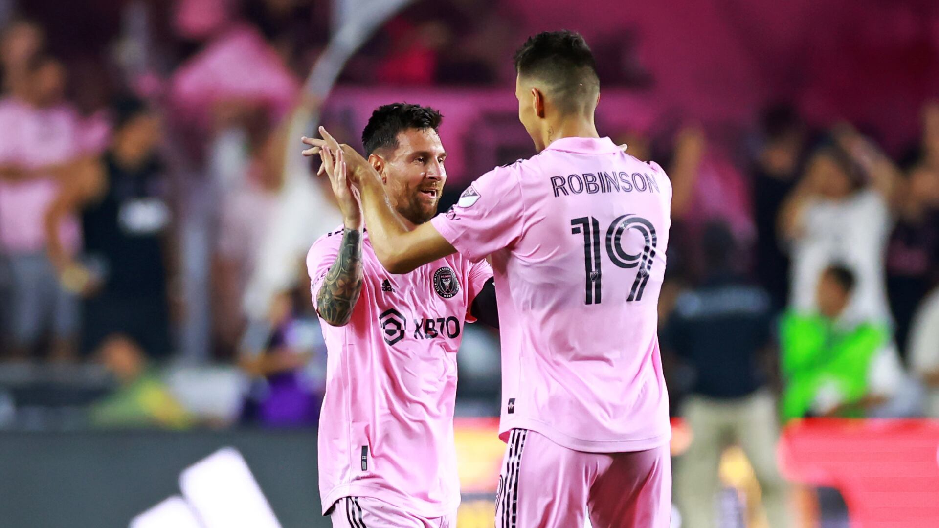 Un jugador del Inter Miami vomitó en la cancha durante el debut de Lionel Messi