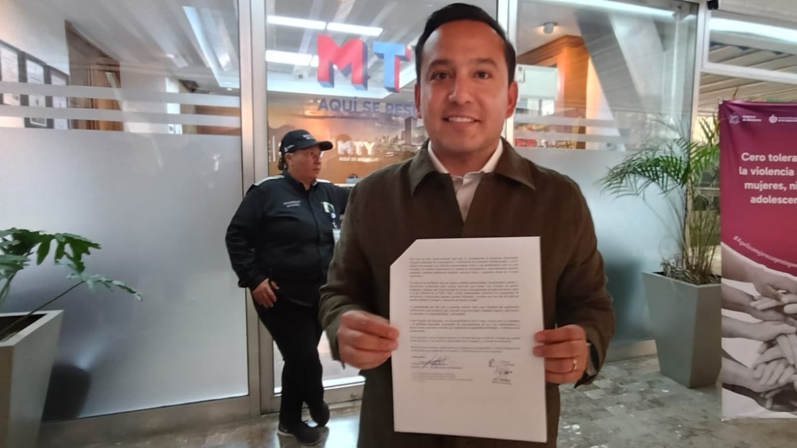 Ornelas fue contactado por una familia de Guadalajara que también fue víctima de un fraude.