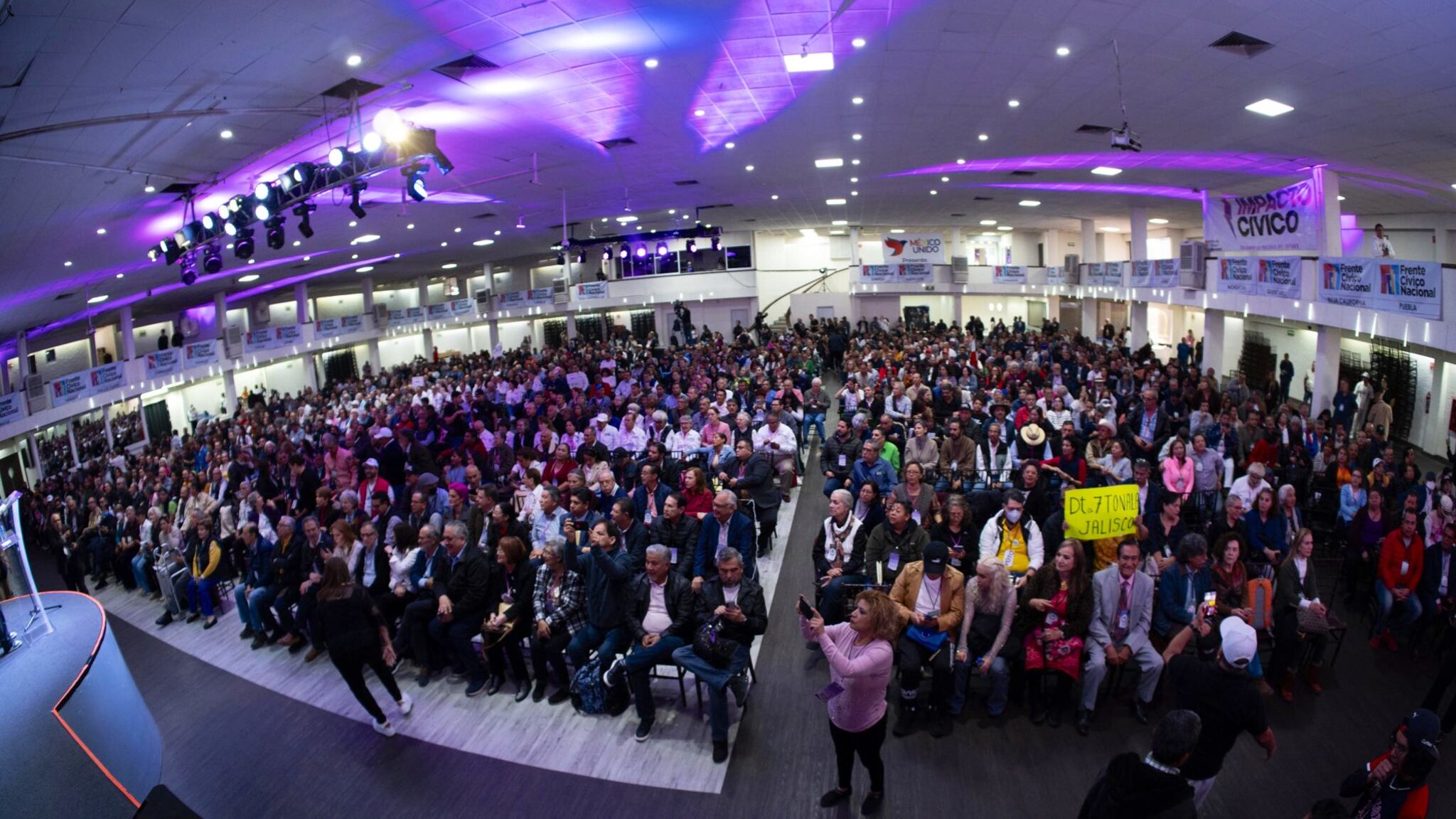 #PolíticaConfidencial Ambiente político a merced de los elementos