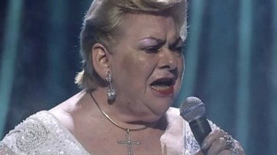 ¡Tiembla Piqué! Paquita la del Barrio se solidariza con Shakira: "Yo también soy mujer" / Instagram