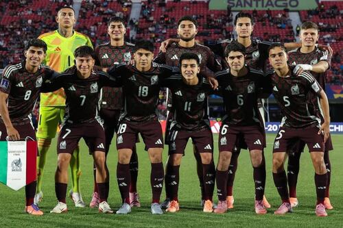 Escándalo tricolor: Acusan a figura de México Sub-20 de “pagar un privado” en un table dance