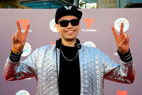 Raymix comparte su mala experiencia con Guillermo Rosas, exmánager de RBD