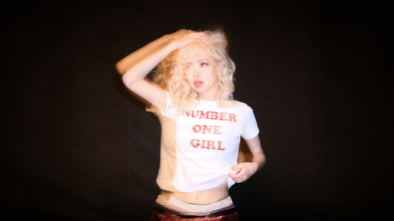 Rosé presenta su nuevo sencillo “number one girl”