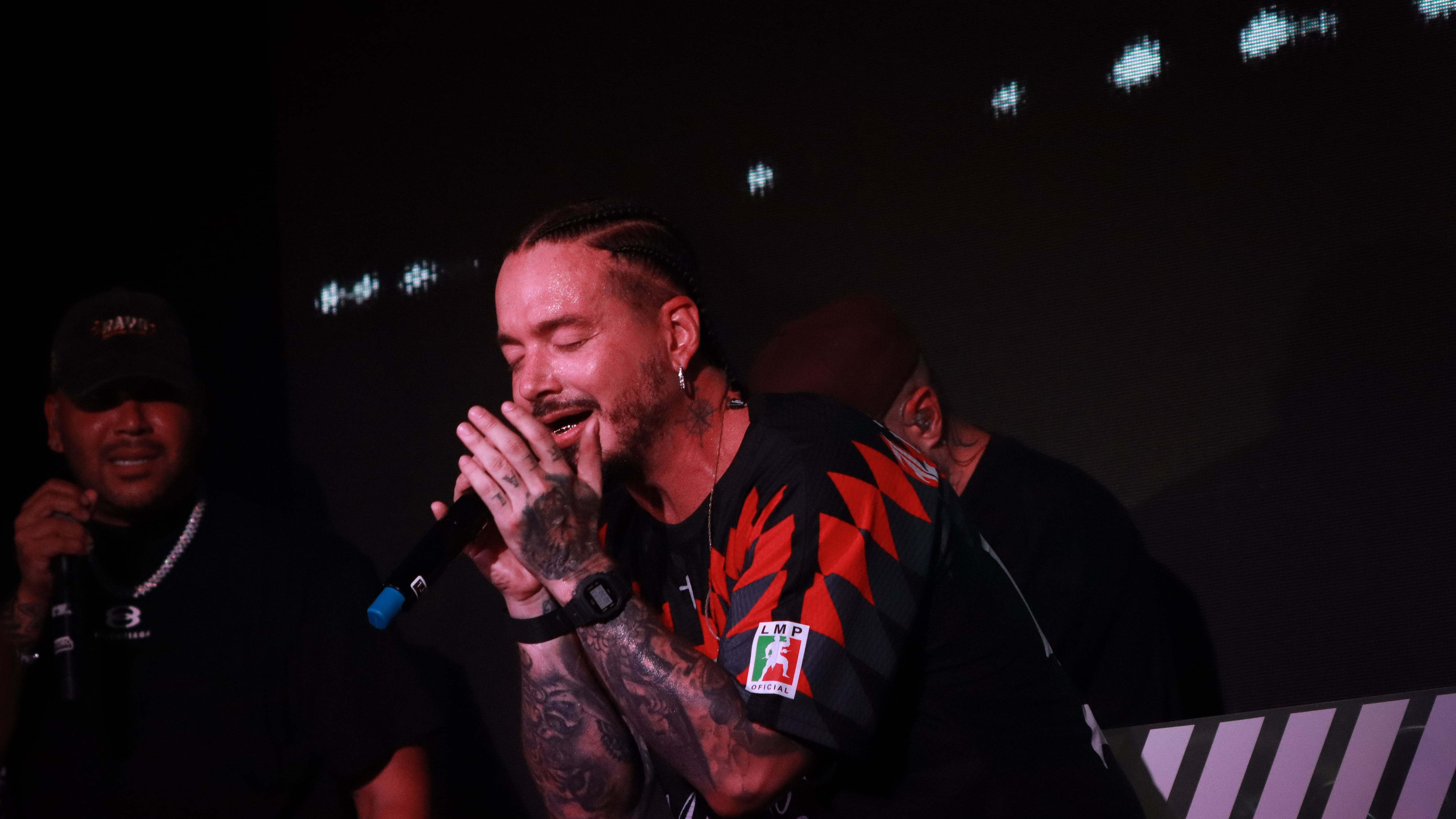 J Balvin anunciará concierto en México