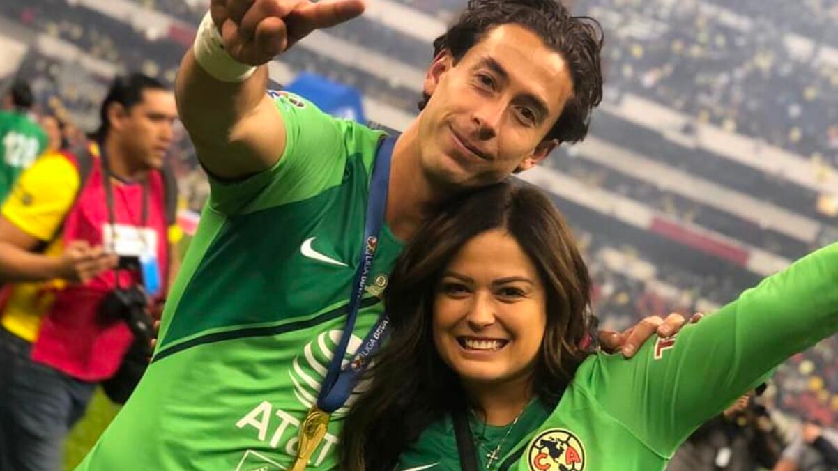 Óscar Jiménez ha sido víctima de memes por a eliminación de Mariana Echeverría en La Casa de los Famosos.