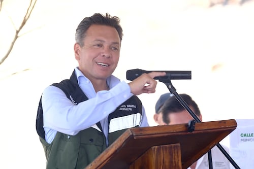 Entregan puente de 73.6 mdp en Puerto Vallarta y carretera de 200 mdp en Ejutla