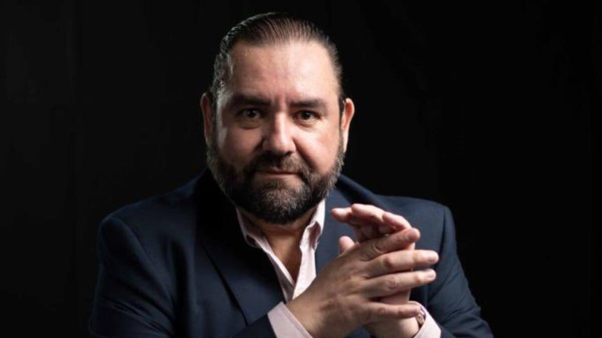 Muerte a los 53 años el periodista mexicano, Néstor Ojeda.