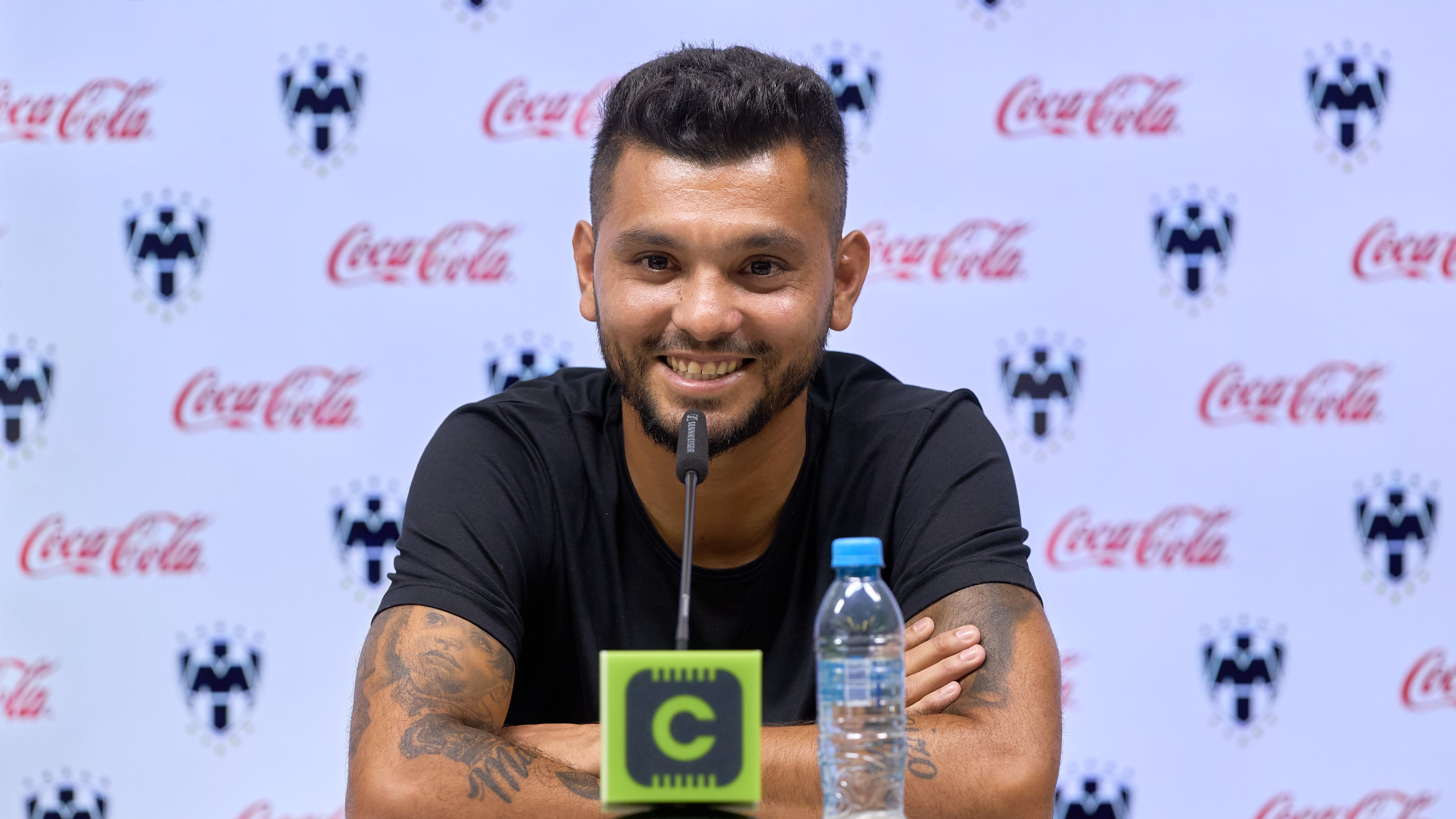 Corona regresa a la Liga MX tras estar 10 años en el futbol europeo.