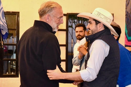 Reconoce Agustín Dorantes la destacada trayectoria y compromiso de Marco del Prete con Querétaro