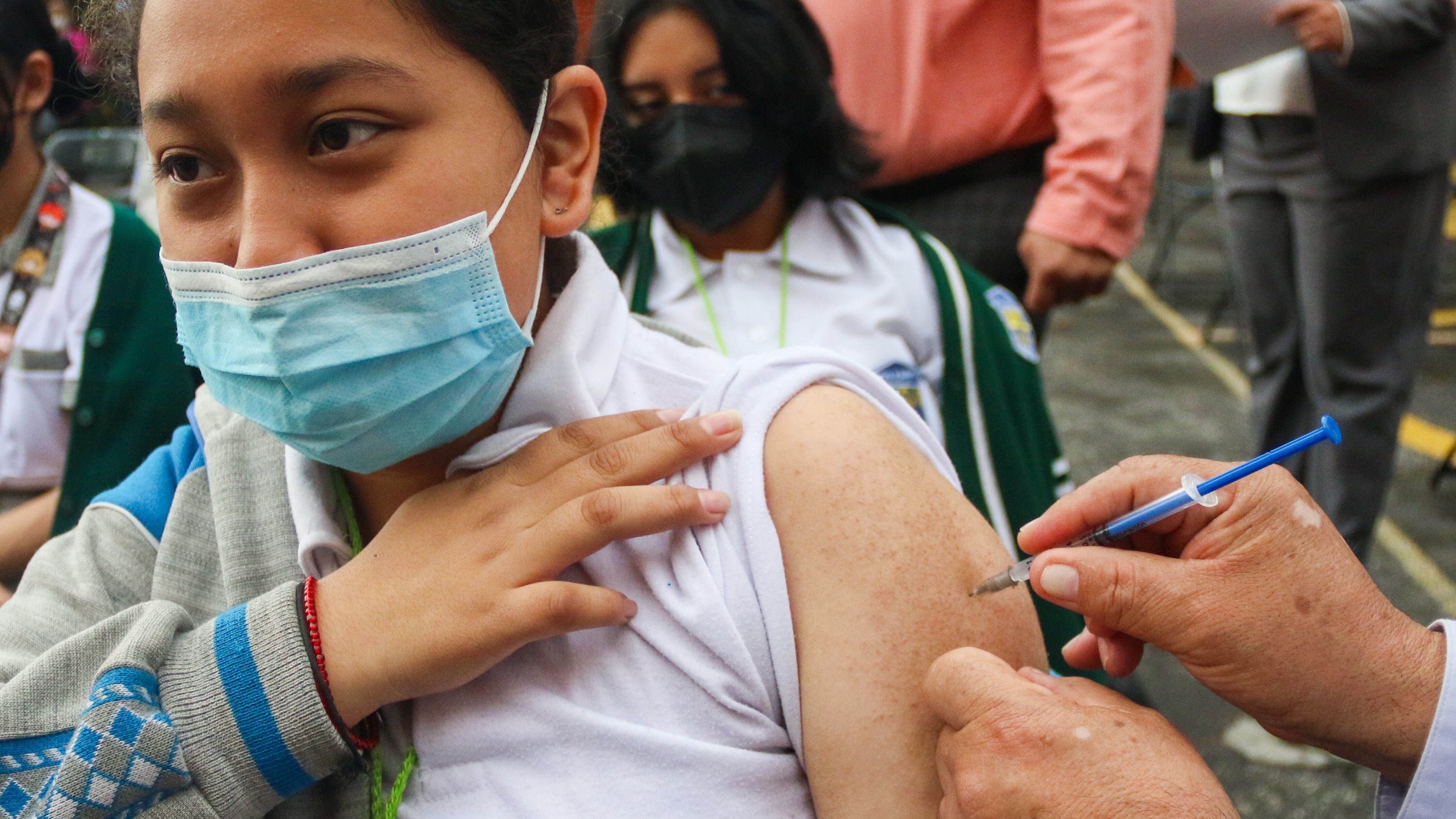 Llegan vacunas contra papiloma a Guanajuato luego de tres años de retraso del gobierno federal.