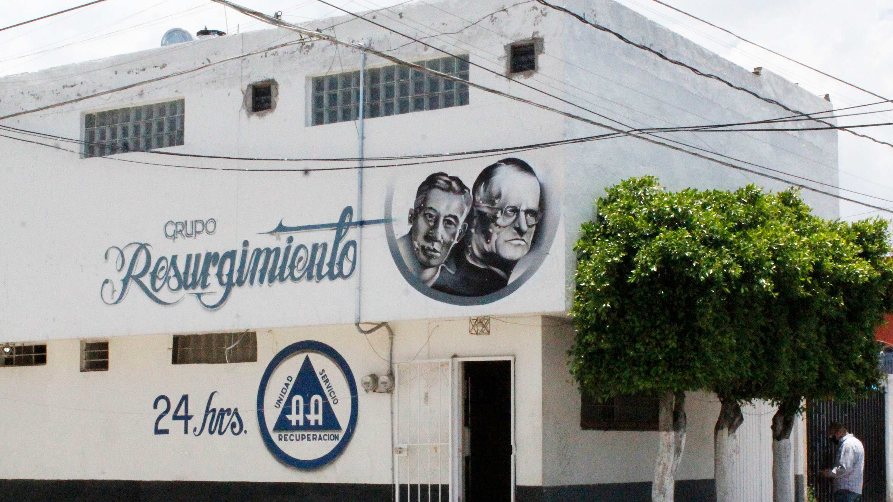 Los anexos se han convertido en centros de drogadicción y refugio de delincuentes, señaló el gobernador de Puebla, Miguel Barbosa