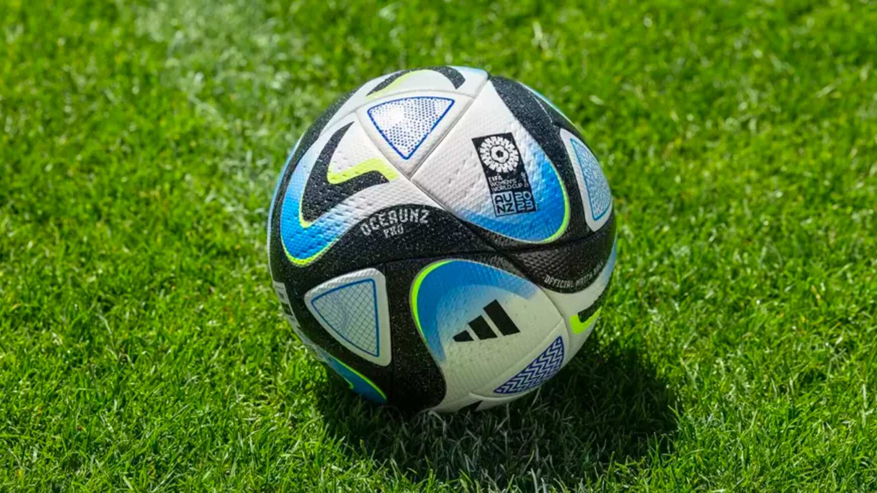 OCEAUNZ, balón oficial del Mundial Femenil 2023.