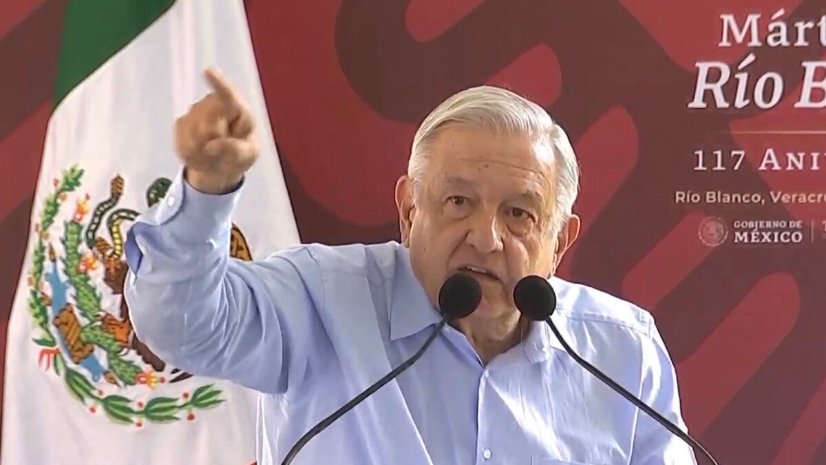 AMLO.