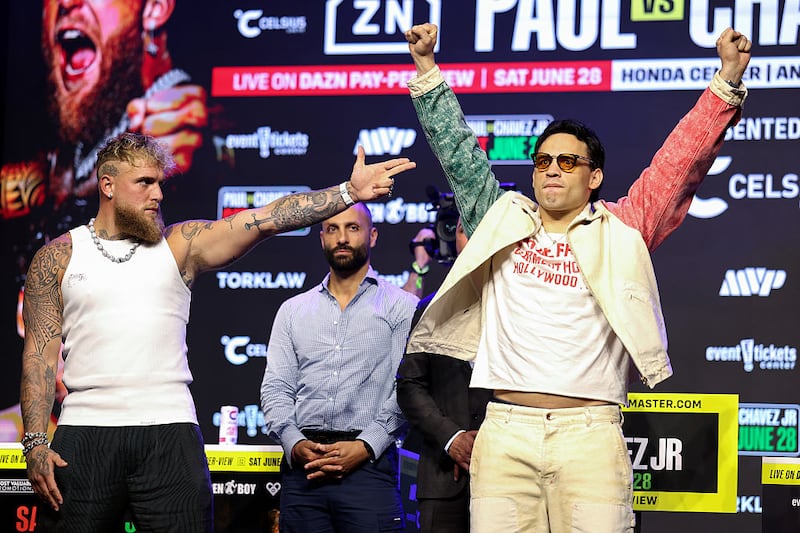 Jake Paul v Julio Cesar Chavez Jr