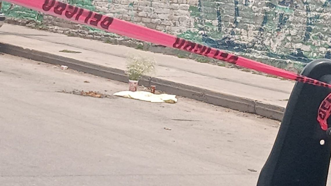 Vecinos reportaron el hallazgo alrededor de las 12:30 horas de este martes.