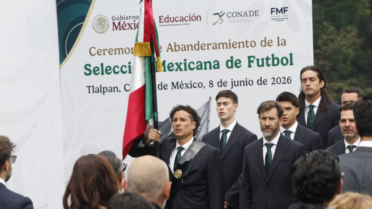 Guillermo Ochoa fue el abanderado tricolor.
