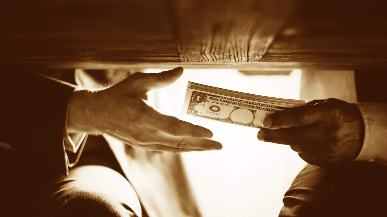 investigan a alcaldesa de Bogotá por aceptar soborno para construcción del metro