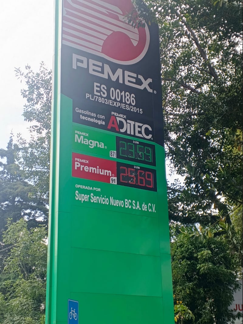 Pemex estación de gasolina en CDMX
