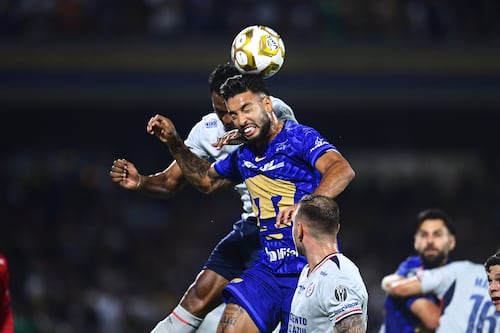 ¿Maldijo a Pumas? Nathan Silva rompe el silencio tras tocar la copa y perder la final contra Cruz Azul